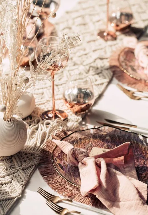 Бело-розовый бохо сет с перламутровыми акцентами