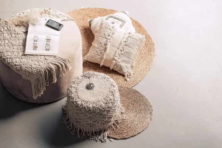 Бохо-лаунж с пуфами