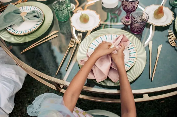 Детский сет за круглым столом