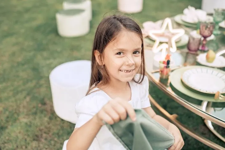 Детский сет за круглым столом