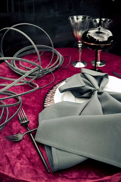 Дымчатый сет с лавандовым акцентом